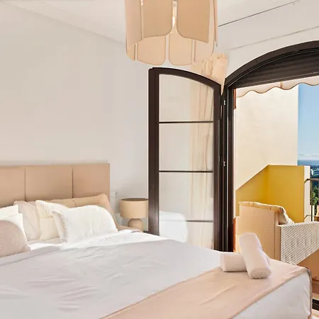 La Golfside Residency - Incredible Views *